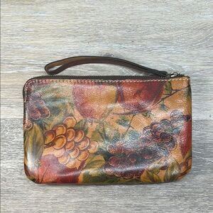 Patricia Nash wristlet